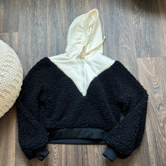 For Love & Lemons Sherpa Half Zip - Picture 2 of 9